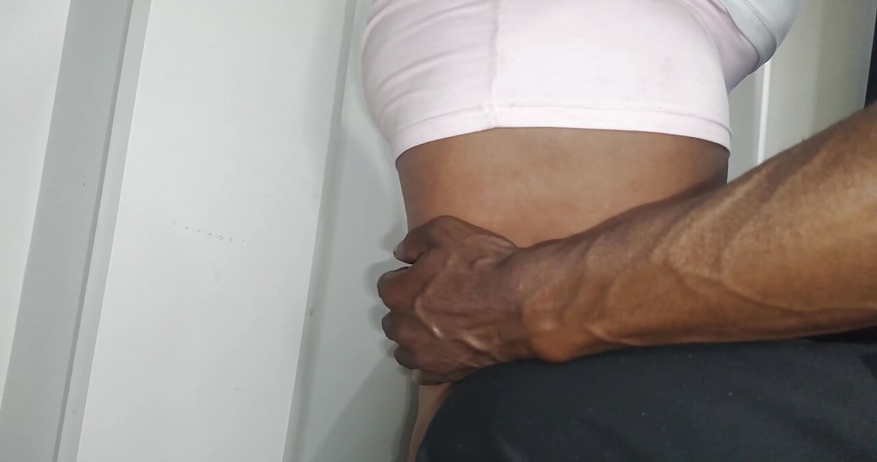 Chica do chileno top barber booty