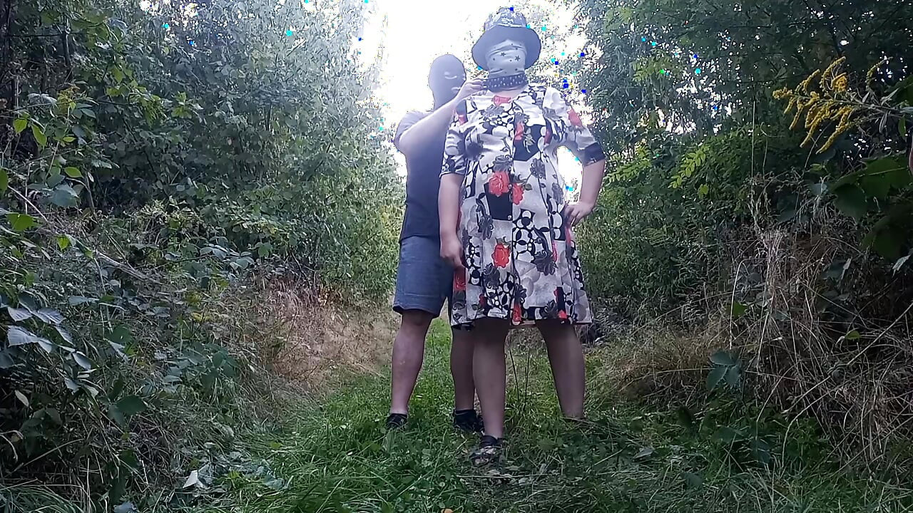 0053 Submissive Female Training Outdoors