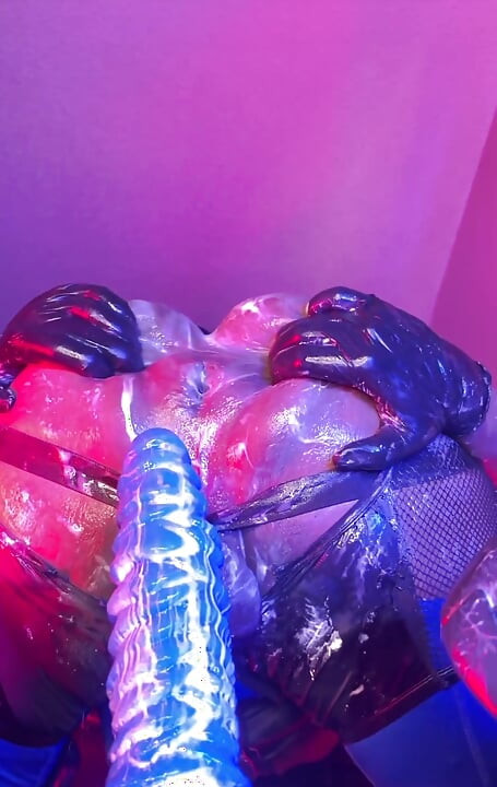Gaping My Hole with Topped Toys Fantasy Dildo