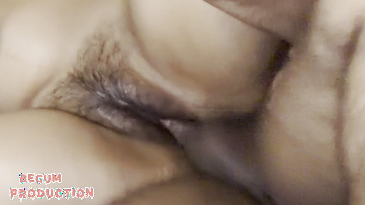 Alisha Ka Student Padai Par kam Balki uske Boobs Par Concentrate Krra tha...