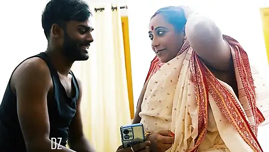 Ibu tiri mergokin tangan merah dan dientot gaya desi