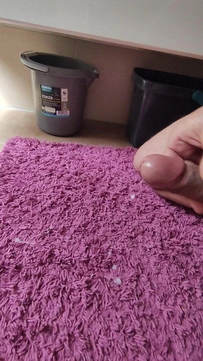 Slowmo Cumshot 3