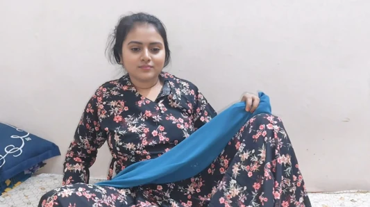 Anal sikiş.Hintli bangla güzel kız evde zar zor anal sikişiyor Part_02