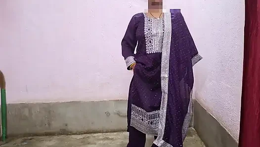 Ateşli Hintli xxx hizmetçi tam sikiş