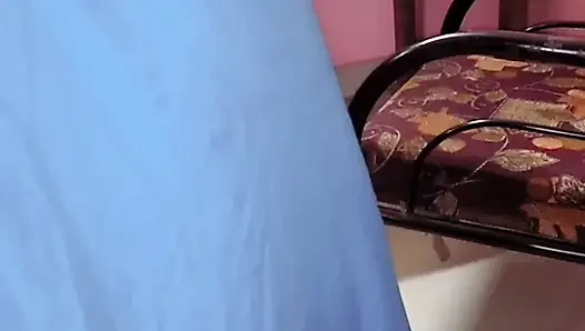 Hintli tamil evli kadın Renu ıslak çıplak vücut havlusu kuru ve yavaş sari pansumanla azdırıyor! Indianhotwifex