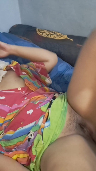 מזיין את הדודה בחיג'אב בחדר הפרטי שלה | קליפ 2