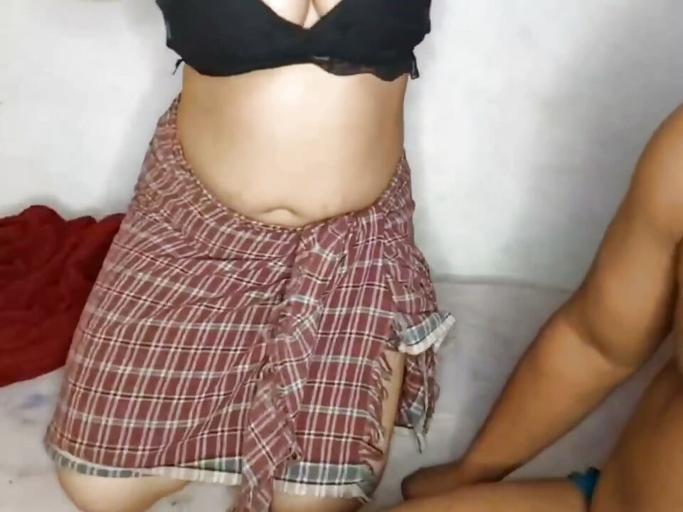 Girlfriend Has Wild Sex with Hindi Voice