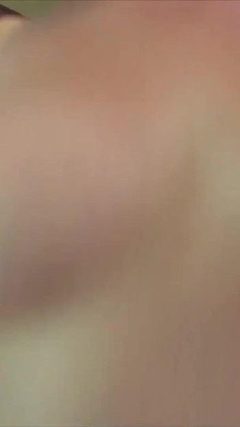 Momen menakjubkan dari zoey nixon si gadis remaja kurus rambut merah zoey nixon ngentot sama teman sekelasnya dengan kontol besar"