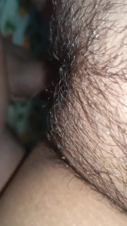 摩擦を乗り越える:両パートナーが乾燥しているときのセックスの実際の体験談 |クリップ1