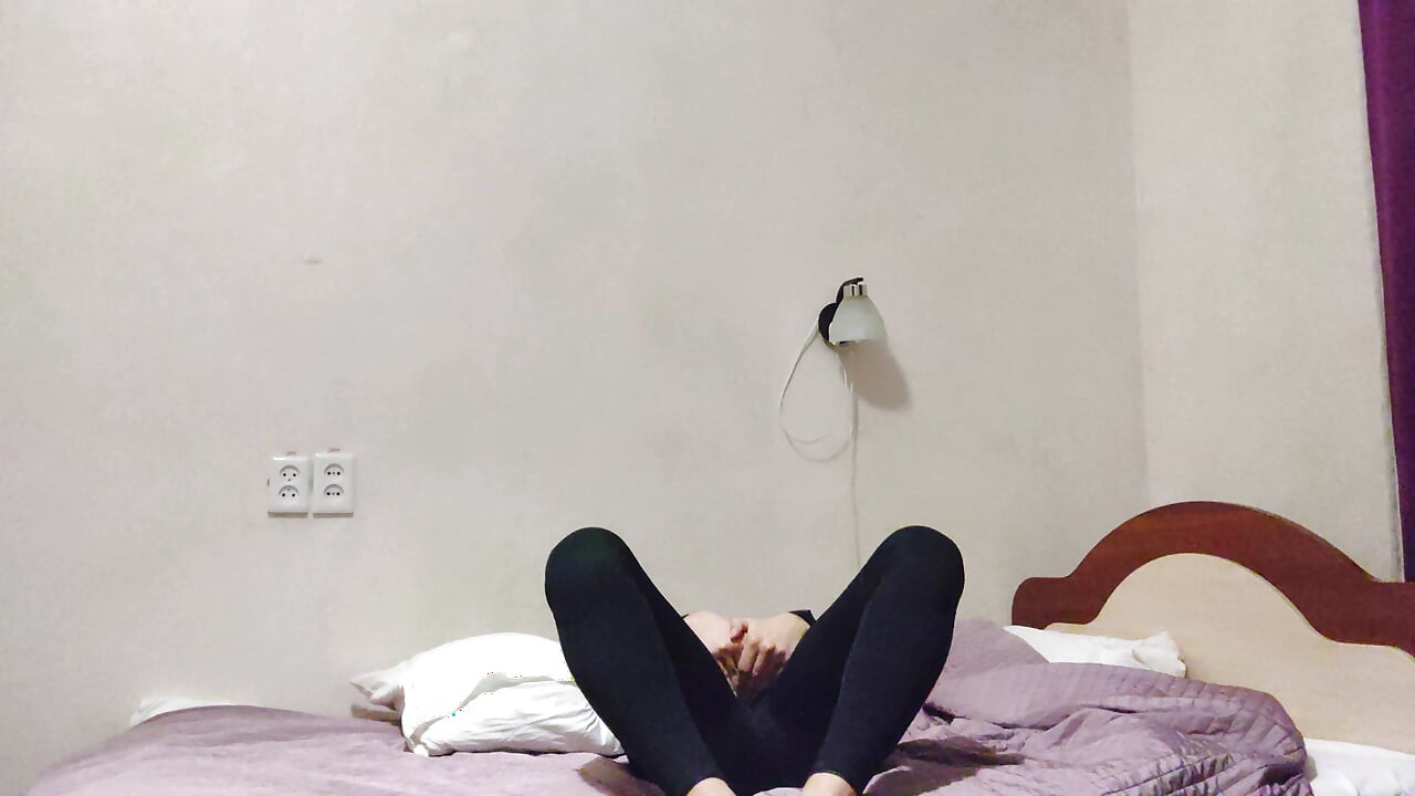 Masturbación en traje de neopreno, solo