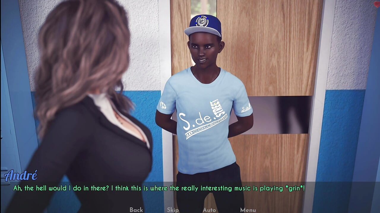 Awam o seksi vücudu forma sokuyor