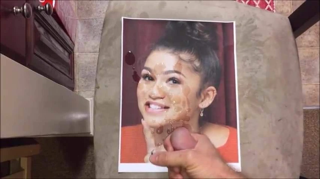 Zendaya Coleman 013