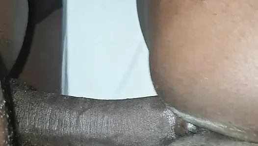 Beni en çok seven adama ihanet ettim ama onu sevene kadar sikildim.
