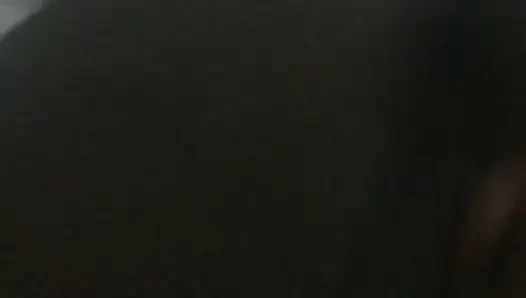 Rekaman seks tante semok kulit hitam lagi asik maturbasi sendirian di rumah