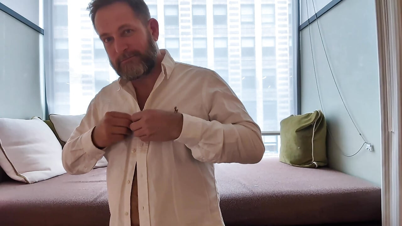 Two Horny Men meet up in a hotel room