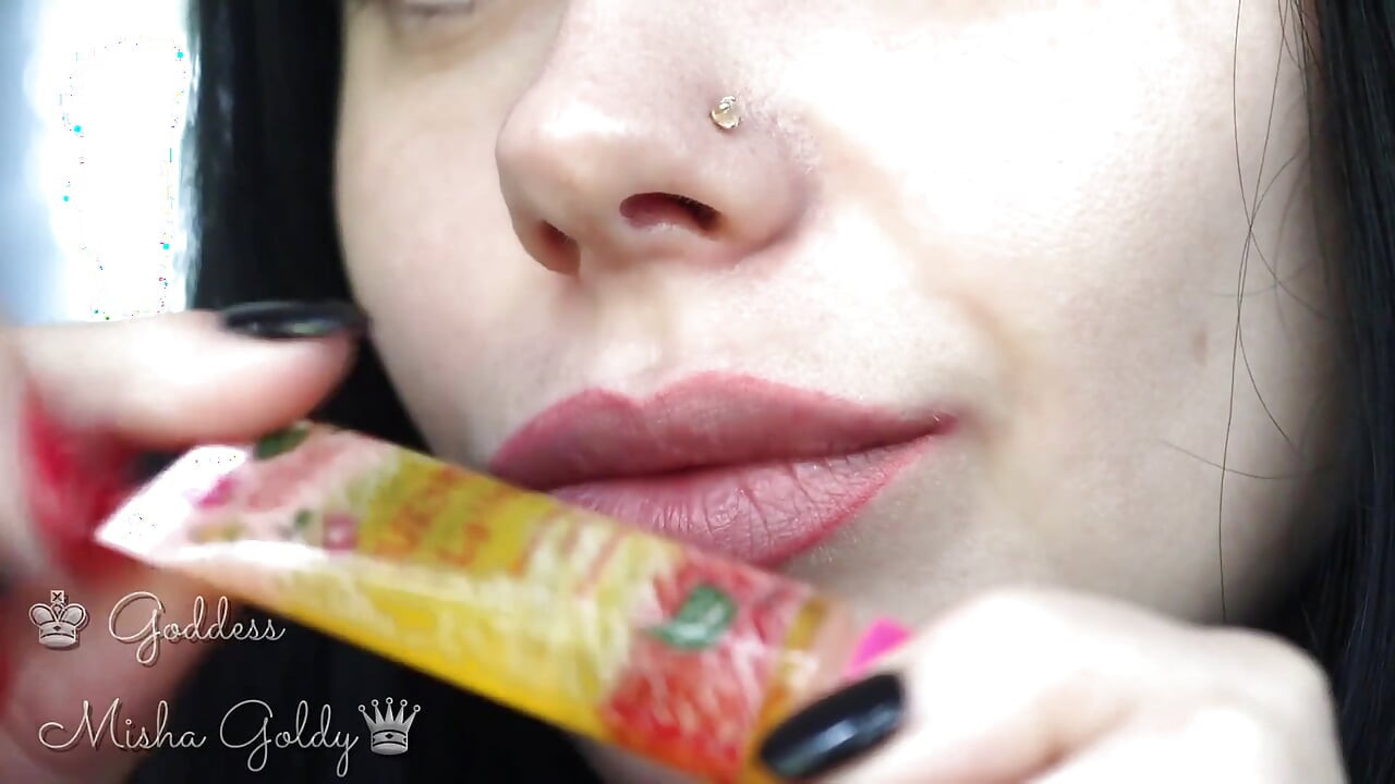 Cum to my big glossy seduction and big hookah smoke!