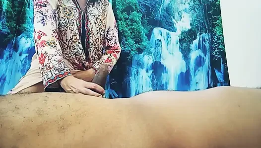 Büyük yarak üvey kız kardeşimi sikiyor