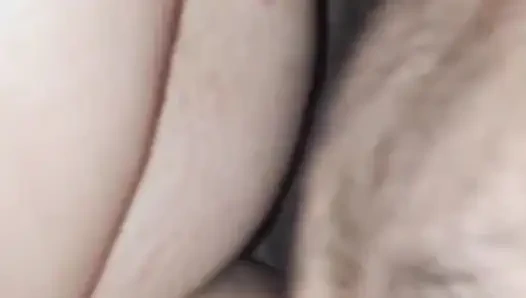 Horny BBW wants creampie