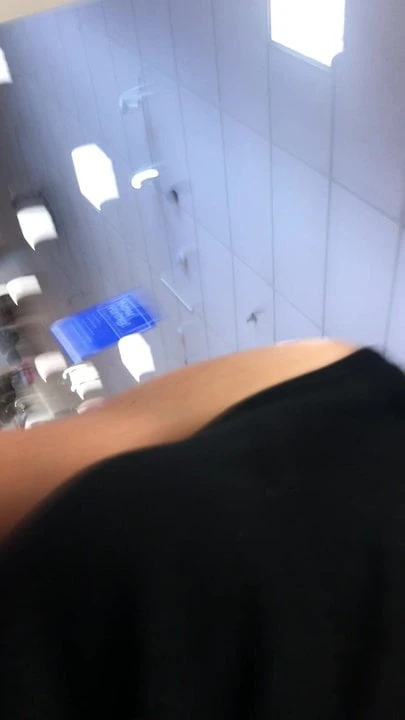 Cd - crossdressser In JCPenny- trying on shoes