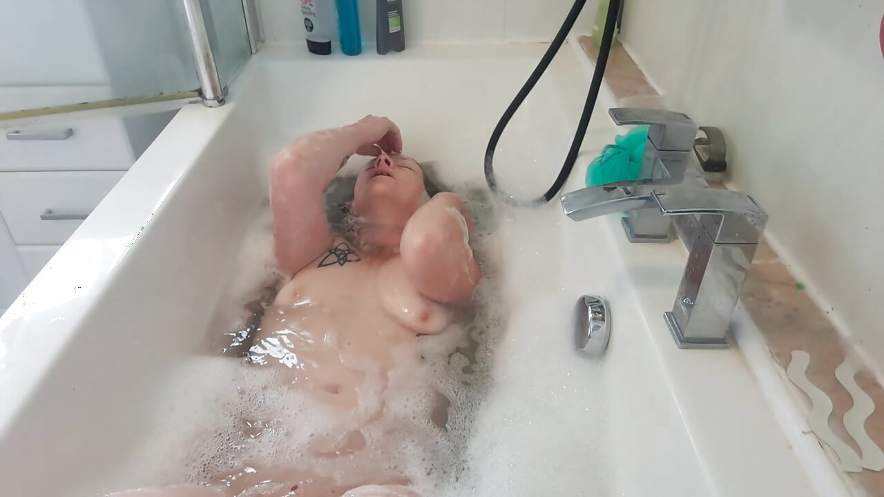 Bath time orgasm with bubbles and Lovense. I had such a good time!