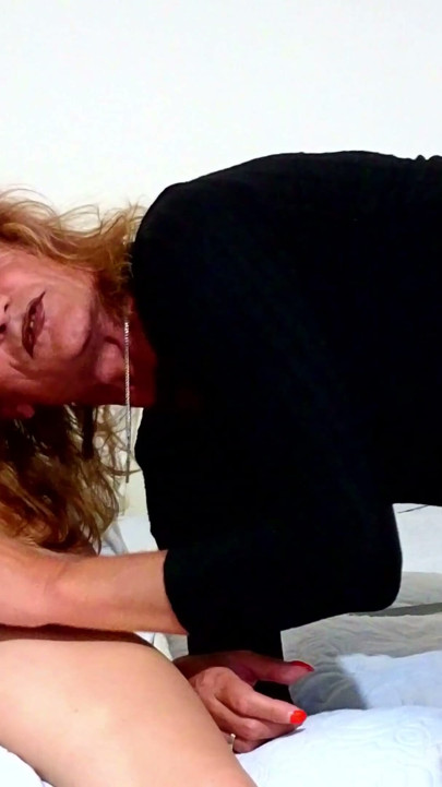 Gigi and Dave. latest Stripchat sex show, complete, raw, uncensored, 10-03-2025, part 5 | Clip 1