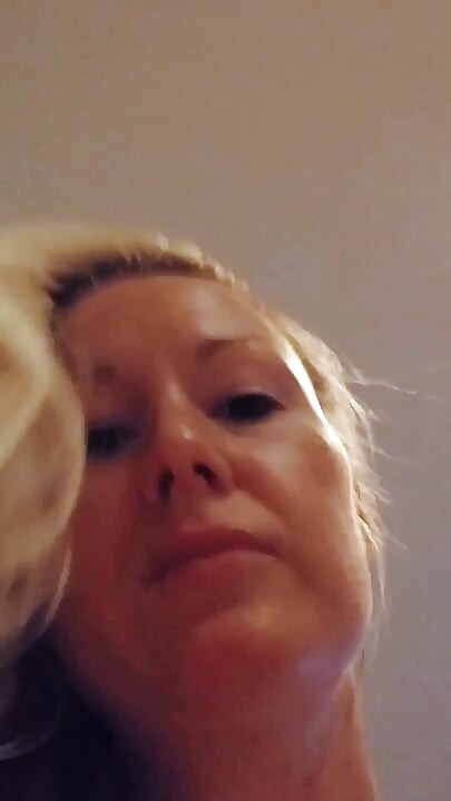 Amazing Amateur American Wife Janelle Rides Neighbors Cock