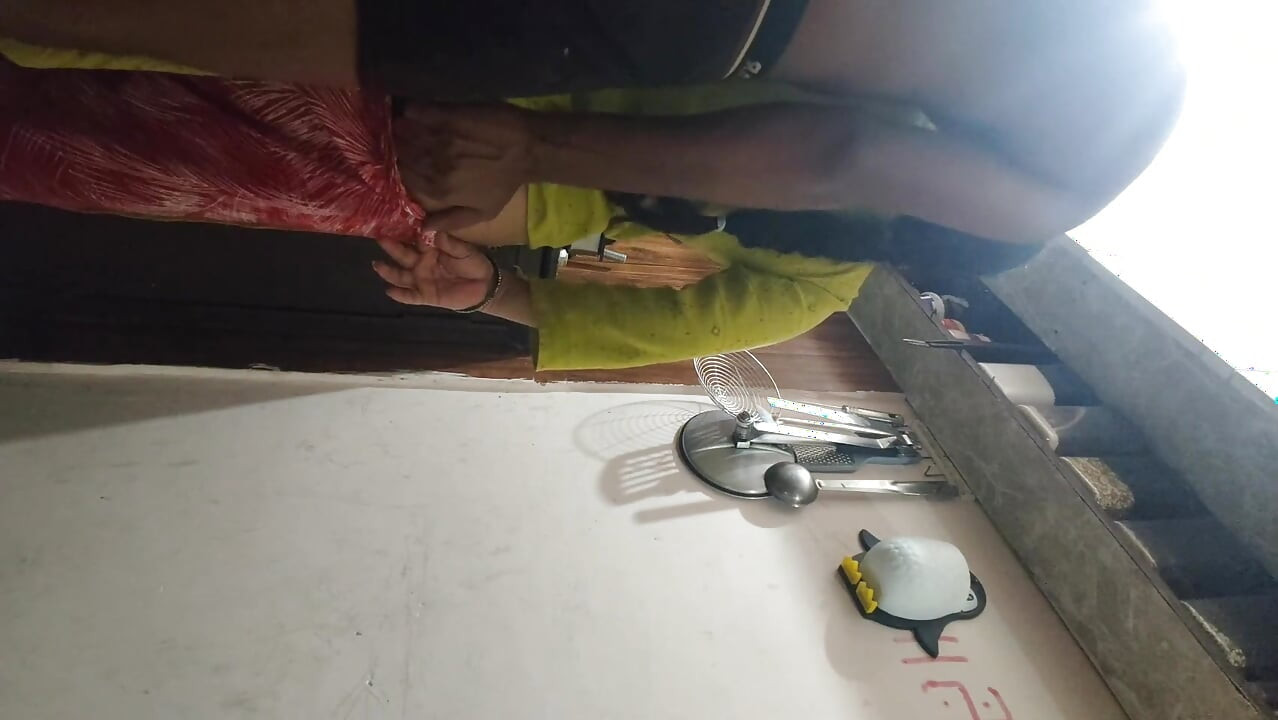 Kitchen me sex ka mood ban gaya HD VIDEO