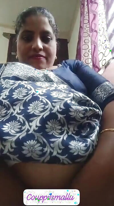 Your own aunty, shining in a saree