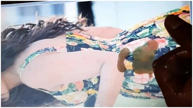Katrina Kaif vertical Full Screen cumshot
