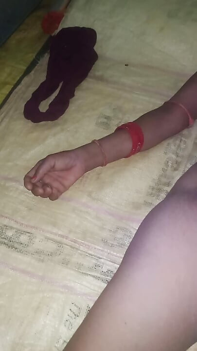I Fingered My Wife's Pussy and Took Out the Water
