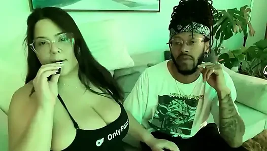 Live Stream with Dani Valentina