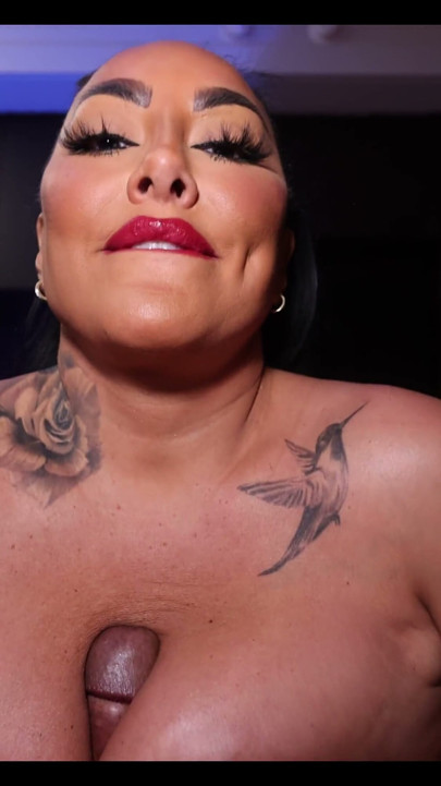 Stiefmoeder creampie Kiara Mia grote borsten
