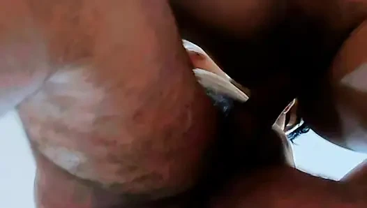 Gerçek Hintli desi kız eğleniyor için en iyi arkadaşıyla sikişiyor