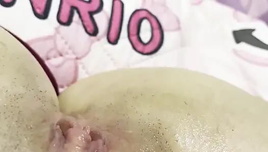 Gelangweilt zu Hause beim Spielen mit meinem