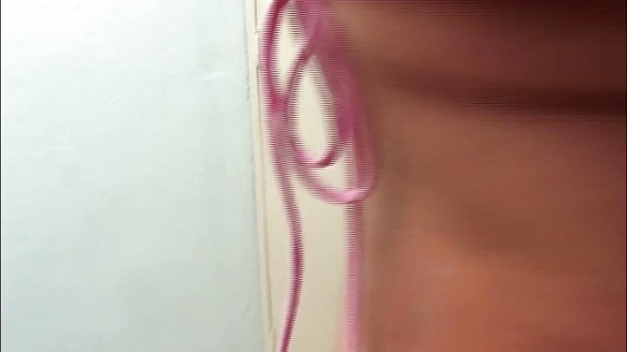 Mijo triplo meninas litros de xixi engolindo