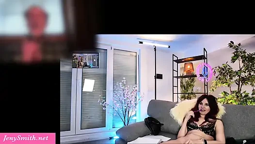 Jeny smith si tante seksi menyewa guru les untuk mempraktekkan bahasa Inggrisnya, tetapi dia masturbasi di depannya di webcam!