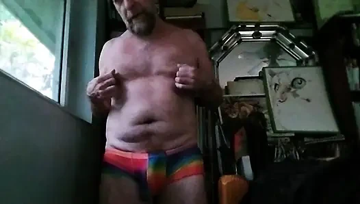 Pridewear şişkinlik