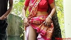 Une belle villageoise vivant à Lonly, bhabhi, baise en plein air