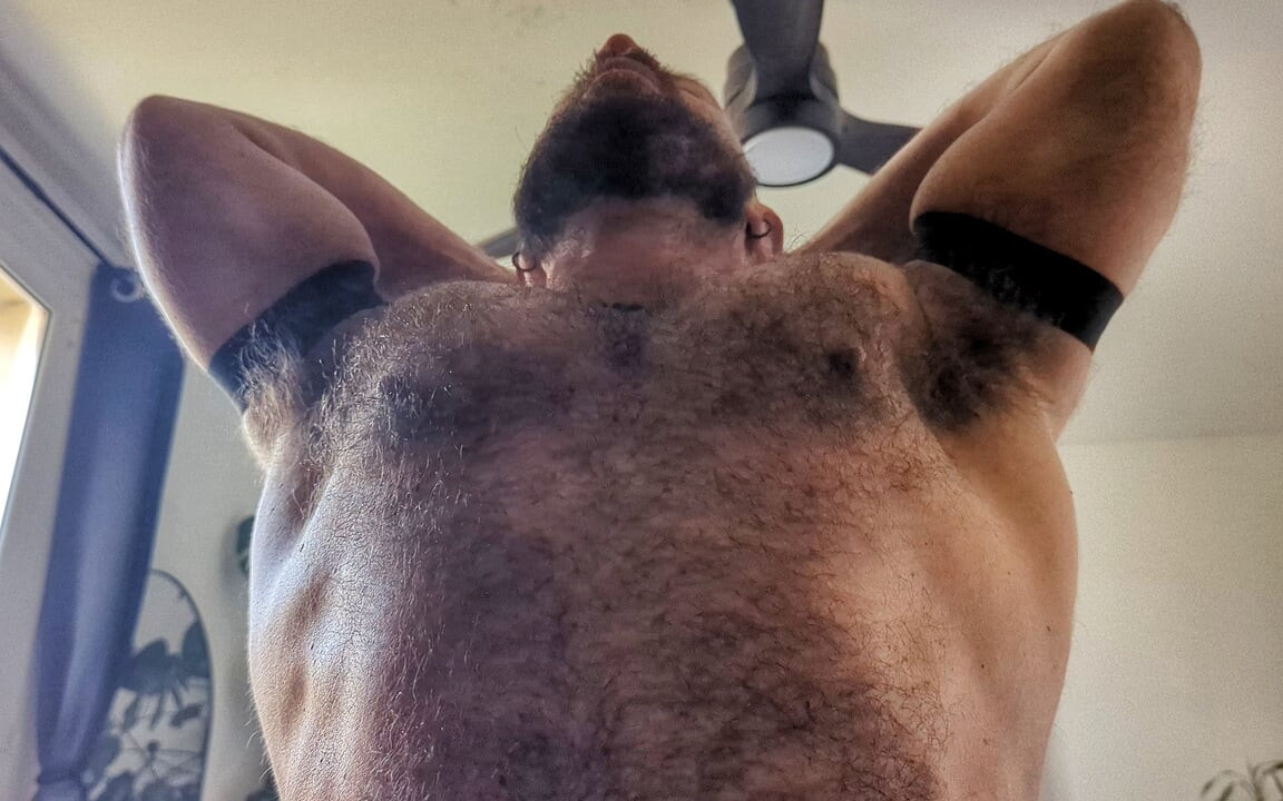 Hairy Stinky Wolf Fucks Hairy Stinky Gorilla.