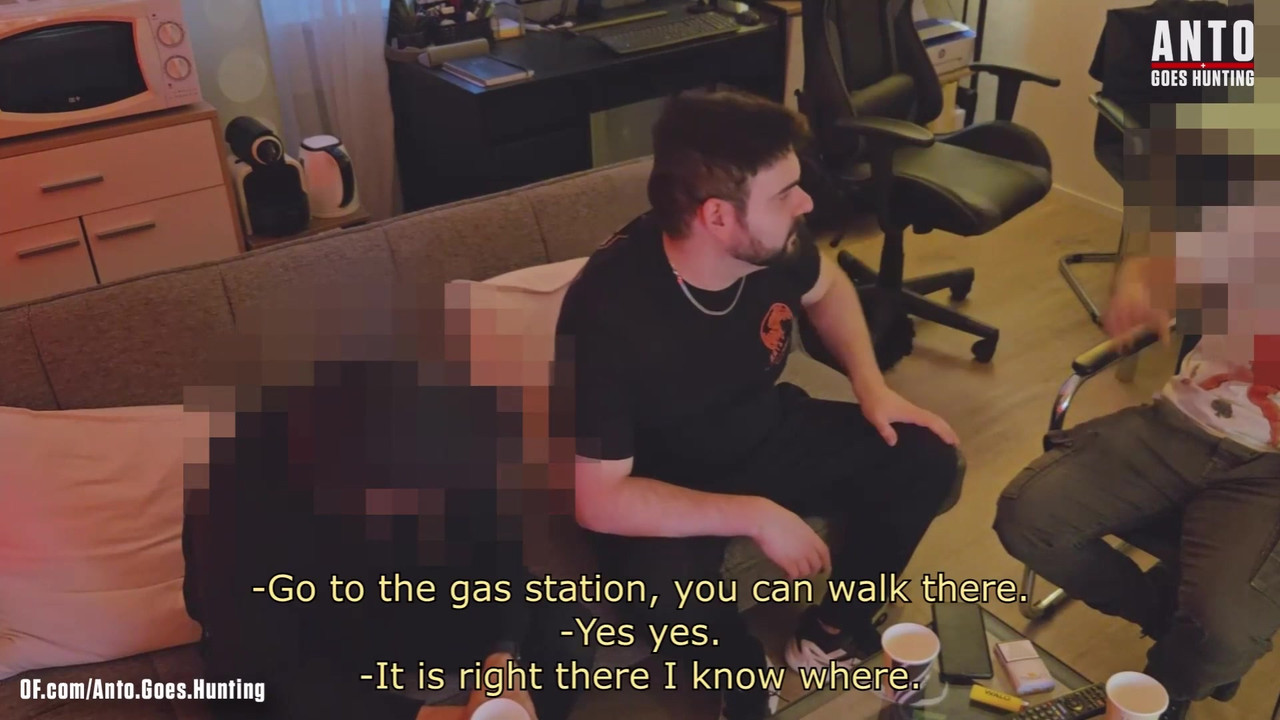 克里斯和史蒂文的首次3P当晚他们认识了对方