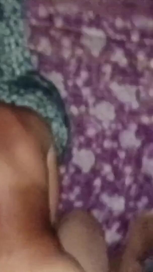 Meri badi bhabhi ko gar pr nude kar ke godi bankar moti gand ko choda dogi styal me Bhai ki wife ko ki Moti gand ko rgada | Clip 1