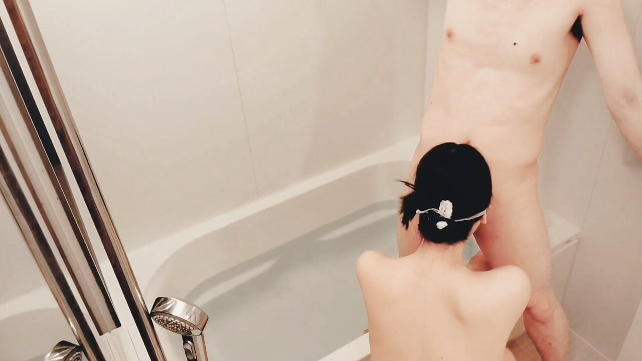 Bathing together with a cute, busty young wife. When she starts to feel pleasure from caressing me, I get to ejaculate from a. Home made amateur Private Shoot