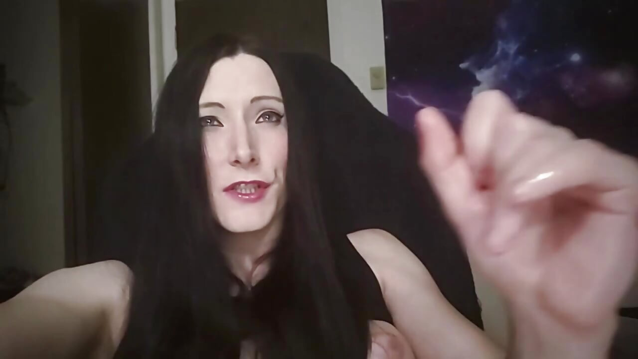 Ivy being subby in a private show