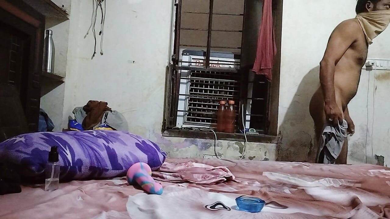 Fucking my ass hol with hard dildo