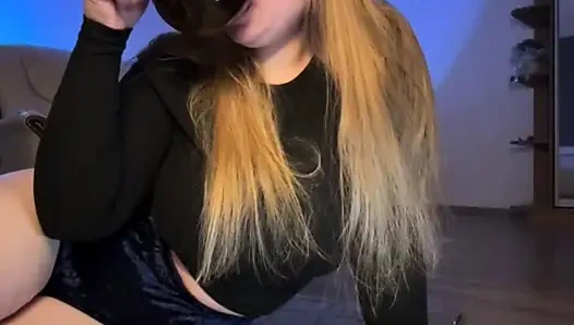 Jucielussie bouncing natural tits and fingering in doggystyle