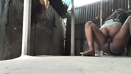Desi Local Bhabhi and Devar Hot Outdoor Sex Video, Indian Local Beautiful Girl Xxx Video