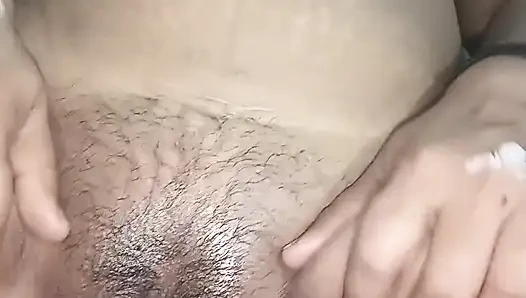 Рот зрелой бхабхи