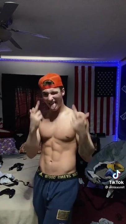 Get Trampled By This Straight Alpha