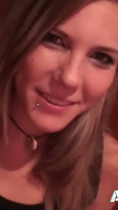 Blonde Yaiza Del Mar fucked in bed with a stiff big cock | Clip 1