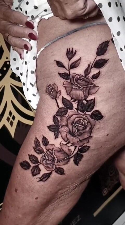 Noge . Seksi nožni prsti